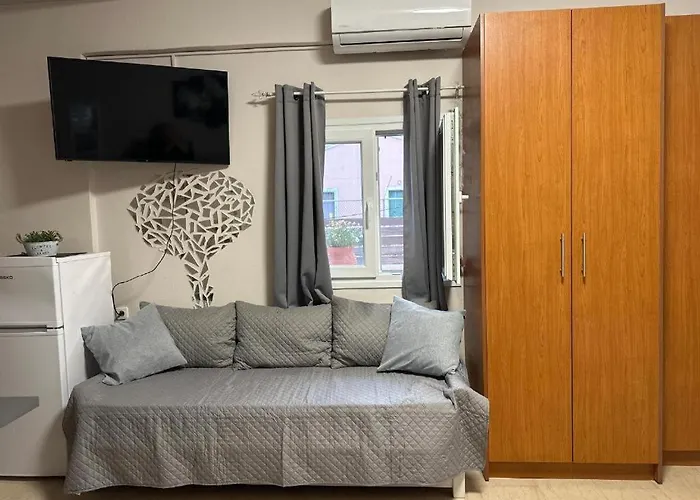 Angeligue With Balcony Διαμέρισμα *